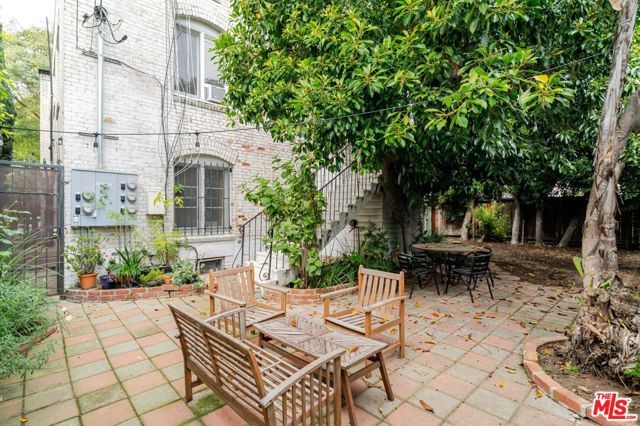 1132 N Vista Street 2, West Hollywood, CA 90046