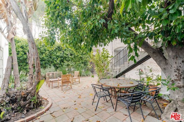 1132 N Vista Street 2, West Hollywood, CA 90046