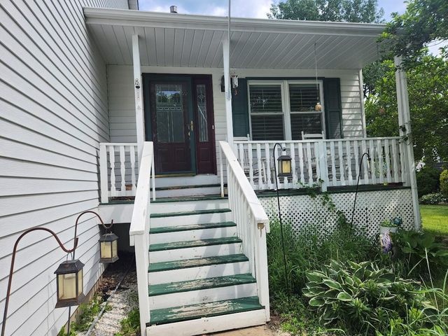 11233 3rd AVENUE, Pleasant Prairie, WI 53158