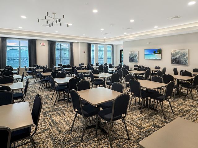 13757 Flora Place E, Delray Beach, FL 33484