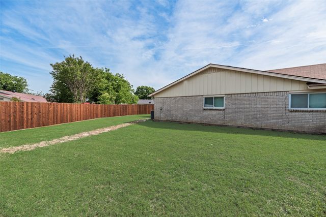 3704 Misty Court, Fort Worth, TX 76133