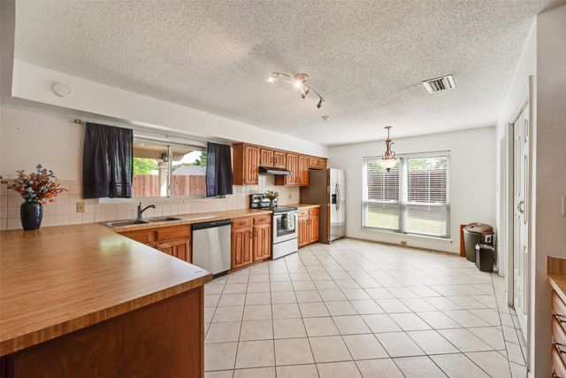 3704 Misty Court, Fort Worth, TX 76133