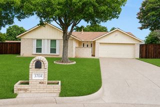 3704 Misty Court, Fort Worth, TX 76133
