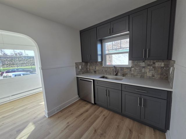 4127 E 2nd Ave, Spokane, WA 99202