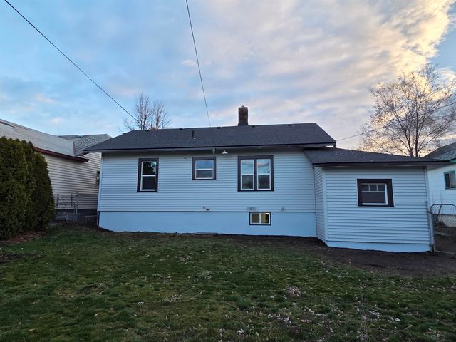 4127 E 2nd Ave, Spokane, WA 99202
