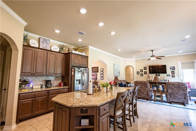 173 County Road 131a, Hallettsville, TX 77964