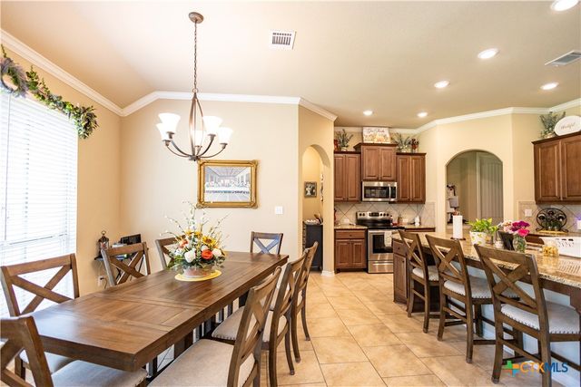 173 County Road 131a, Hallettsville, TX 77964