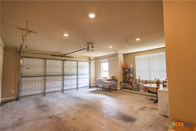 173 County Road 131a, Hallettsville, TX 77964