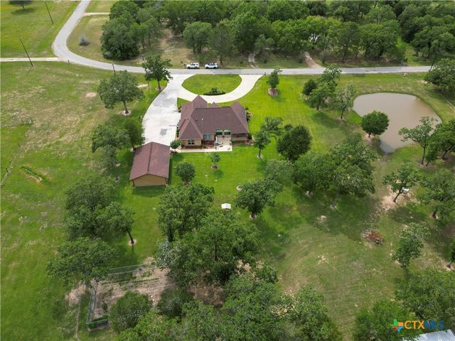 173 County Road 131a, Hallettsville, TX 77964