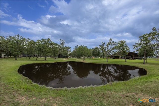 173 County Road 131a, Hallettsville, TX 77964