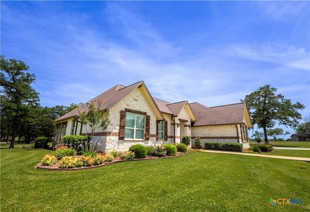 173 County Road 131a, Hallettsville, TX 77964