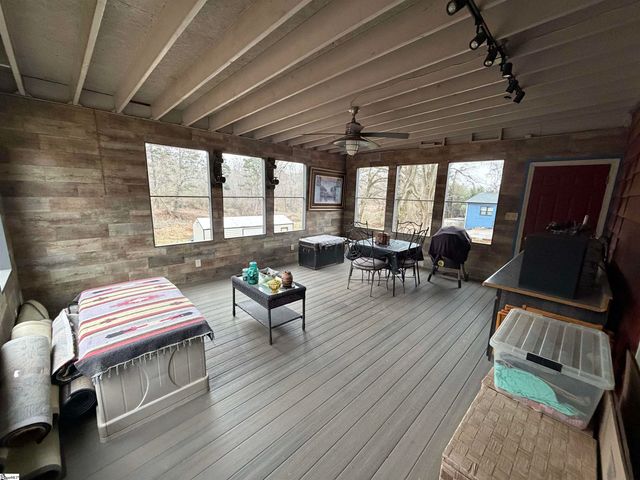 2817 Anderson Road, Greenville, SC 29611