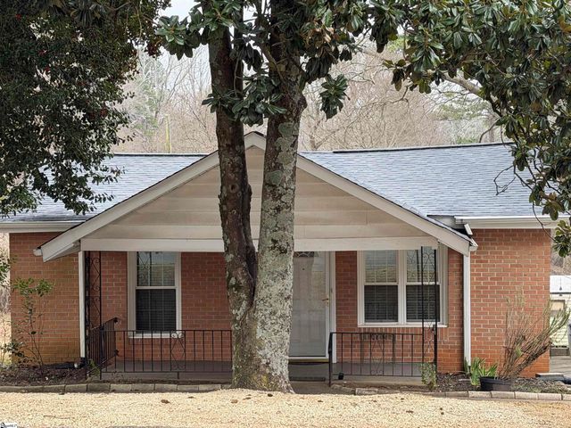 2817 Anderson Road, Greenville, SC 29611