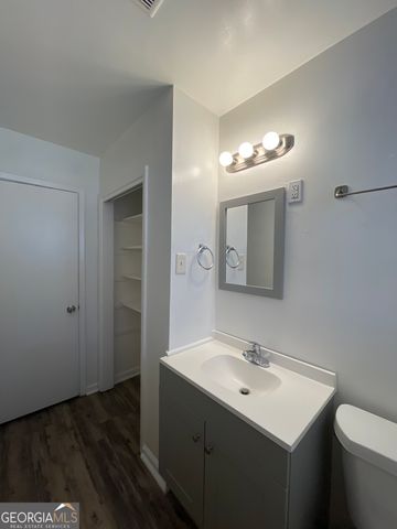 2403 N Groveland Circle, Macon, GA 31206