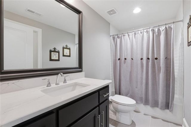 3450 W 196th Street, Stilwell, KS 66085