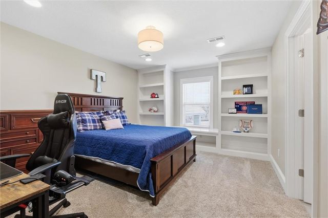 3450 W 196th Street, Stilwell, KS 66085