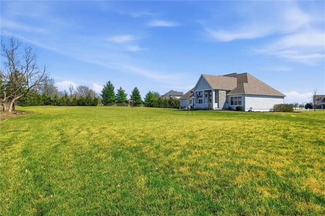 3450 W 196th Street, Stilwell, KS 66085
