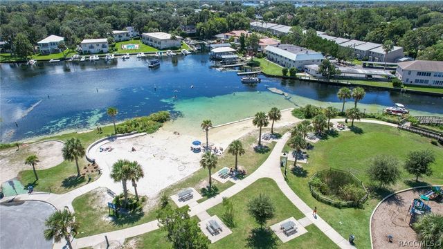 1925 W Tall Oaks Drive, Beverly Hills, FL 34465