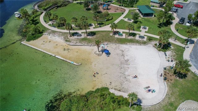 1925 W Tall Oaks Drive, Beverly Hills, FL 34465