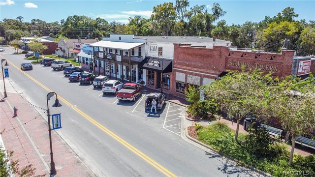 1925 W Tall Oaks Drive, Beverly Hills, FL 34465