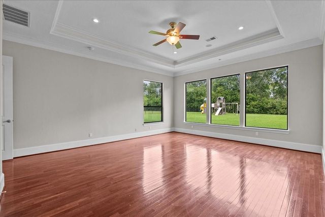 205 Del Monte Drive, Friendswood, TX 77546