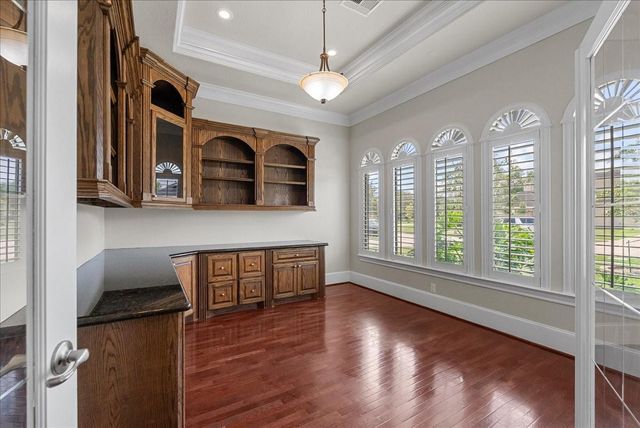 205 Del Monte Drive, Friendswood, TX 77546