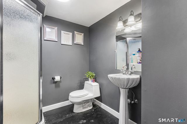 1 Deer Run Drive, Wolcott, CT 06716