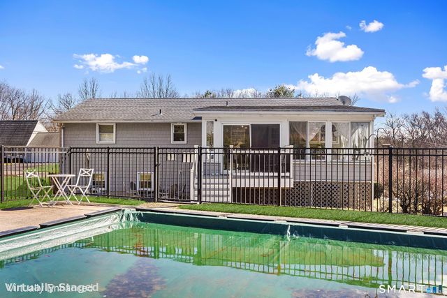 1 Deer Run Drive, Wolcott, CT 06716