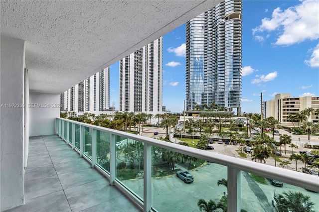 100 Bayview Dr 508, Sunny Isles Beach, FL 33160