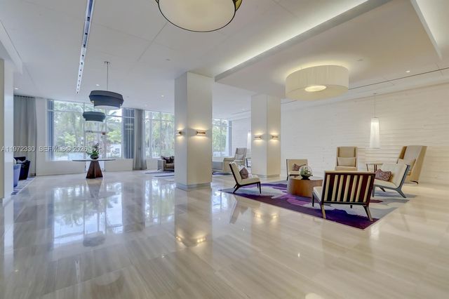 100 Bayview Dr 508, Sunny Isles Beach, FL 33160