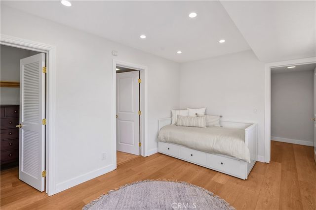 390 Saint Anns Drive, Laguna Beach, CA 92651