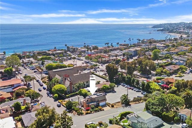 390 Saint Anns Drive, Laguna Beach, CA 92651