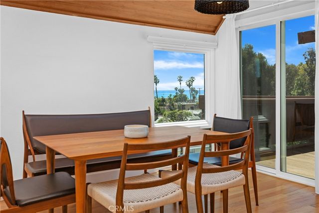 390 Saint Anns Drive, Laguna Beach, CA 92651