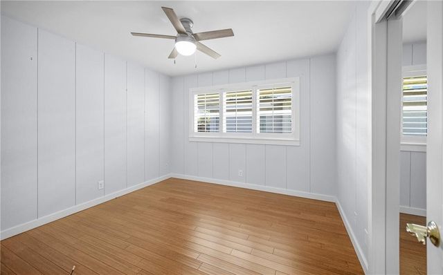 302 Dolphin Pl, Corpus Christi, TX 78411