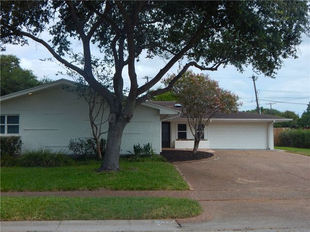 302 Dolphin Pl, Corpus Christi, TX 78411