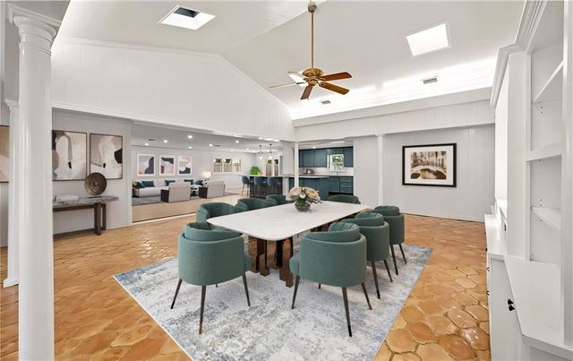 302 Dolphin Pl, Corpus Christi, TX 78411