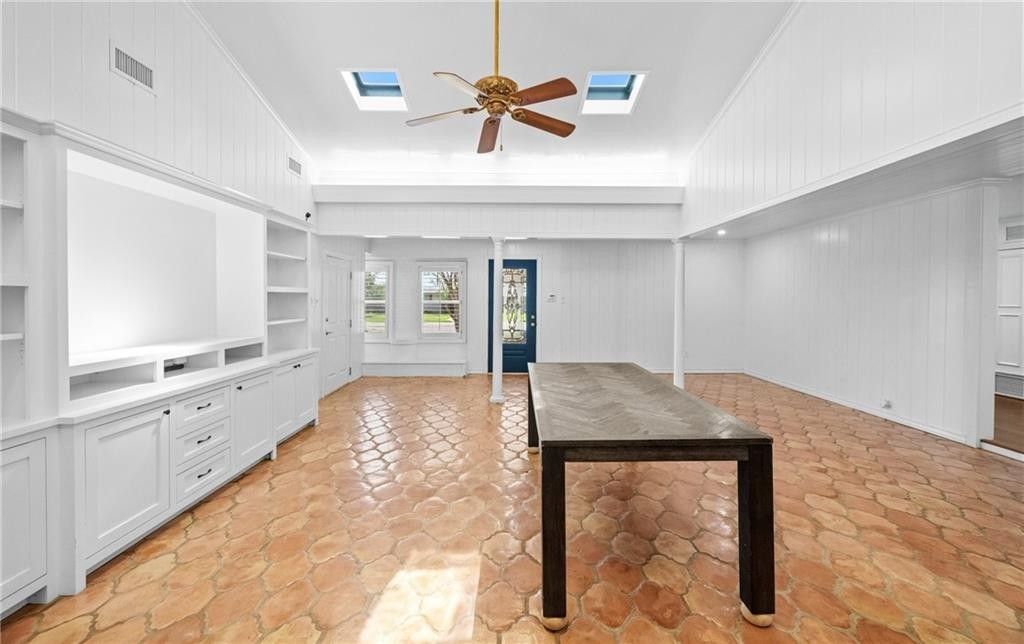 302 Dolphin Pl, Corpus Christi, TX 78411 — photo 5