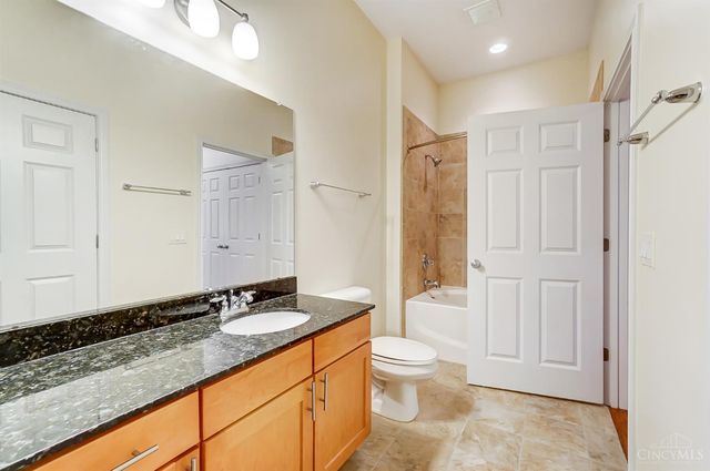 252 Stetson Street, Cincinnati, OH 45219