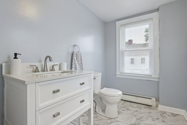 8 3rd Street, Norwich, CT 06360