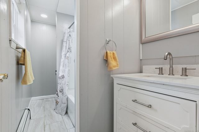 8 3rd Street, Norwich, CT 06360