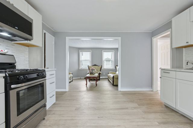 8 3rd Street, Norwich, CT 06360