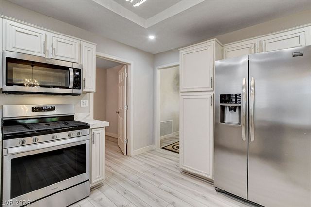 10044 Woodhouse Drive, Las Vegas, NV 89134