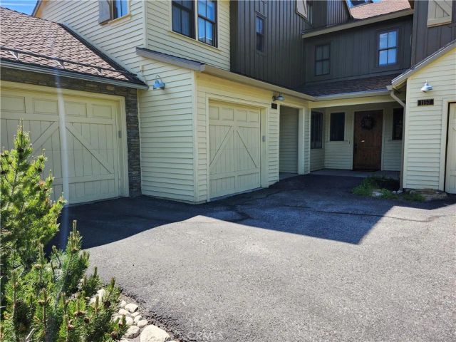1157 Red Peak Drive, Mammoth Lakes, CA 93546