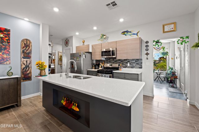 14824 DAVID LATIN, El Paso, TX 79938