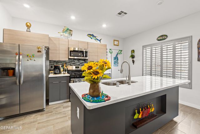 14824 DAVID LATIN, El Paso, TX 79938