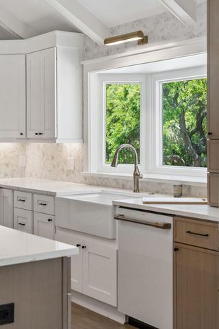 8 46th Avenue, Isle Of Palms, SC 29451