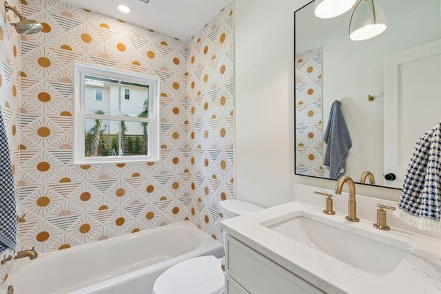 8 46th Avenue, Isle Of Palms, SC 29451