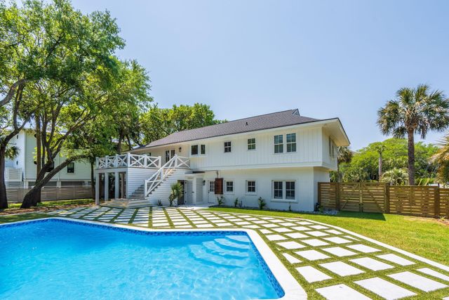 8 46th Avenue, Isle Of Palms, SC 29451