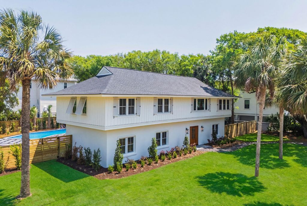 8 46th Avenue, Isle Of Palms, SC 29451