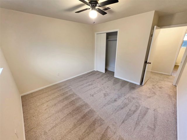 109 Poppy Street, Lake Jackson, TX 77566